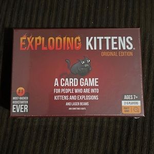 Exploding kittens card game